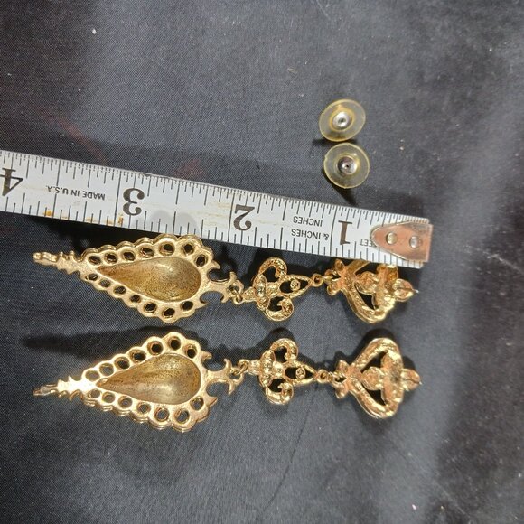 Vintage Gold Tone Women's Long Piercing Earrings - Picture 4 of 8
